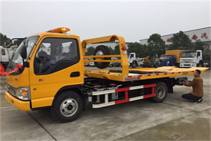 镇江哪里有拖车服务